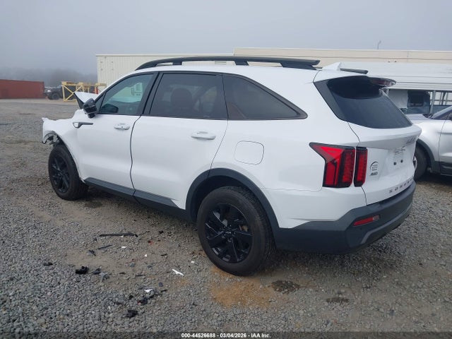 2022 KIA SORENTO 5XYRLDLC5NG139991 Photo 2