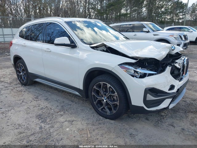 2021 BMW X1 WBXJG7C08M5S27839