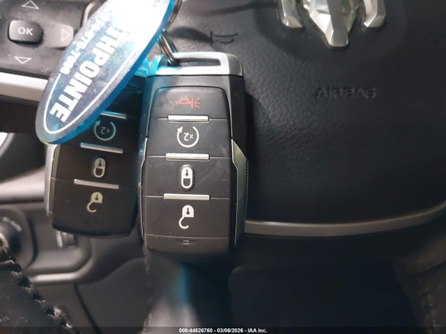 2020 RAM 1500 1C6SRFFT9LN240794 Photo 10