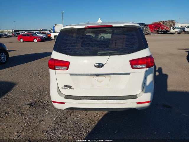 KIA Sedona L 2018 KNDMA5C11J6403709 Image 16