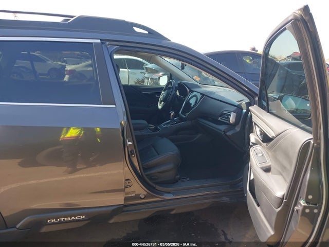 4S4BTAMC5N3103197 Subaru Outback Limited