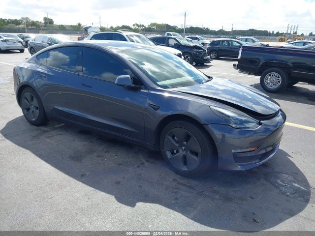 2022 TESLA MODEL 3 5YJ3E1EB0NF169880 Photo 0