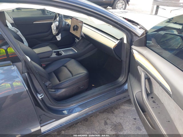 2022 TESLA MODEL 3 5YJ3E1EB0NF169880 Photo 4