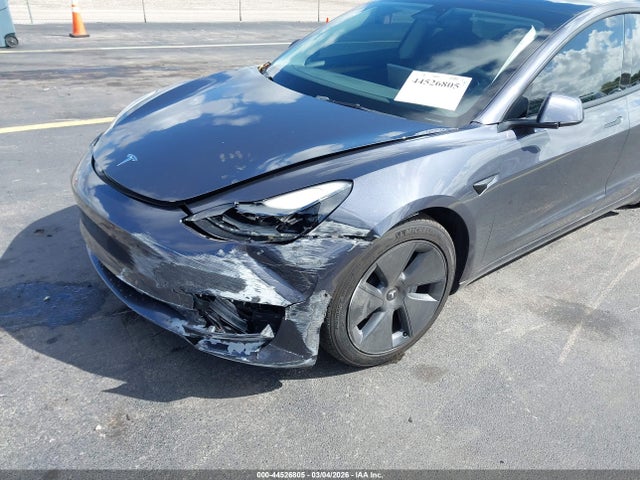2022 TESLA MODEL 3 5YJ3E1EB0NF169880 Photo 5