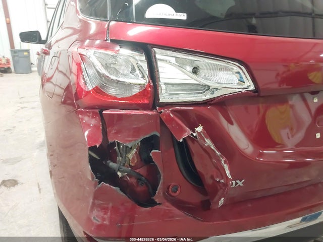 2018 Chevrolet Equinox Lt მანქანა იყიდება აუქციონზე, vin: 2GNAXSEV5J6166563, აუქციონის ნომერი: 44526826