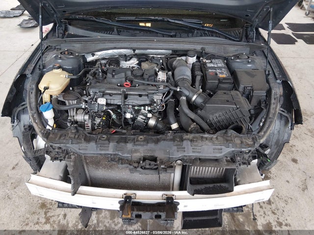 5XXG14J21NG136176 KIA K5 LXS