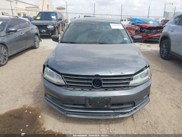 3VWD17AJ0GM350716 Volkswagen Jetta 1.8t Sport