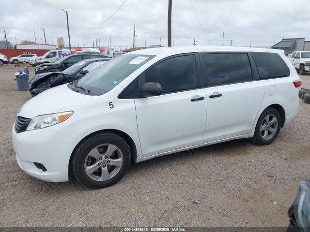 5TDZZ3DC2HS859358 Toyota Sienna L 7 Passenger