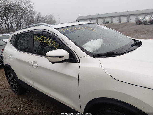 Продажа на аукционе авто 2022 Nissan Rogue Sport Sl Awd Xtronic Cvt, vin: JN1BJ1CW1NW486448, номер лота: 44526874