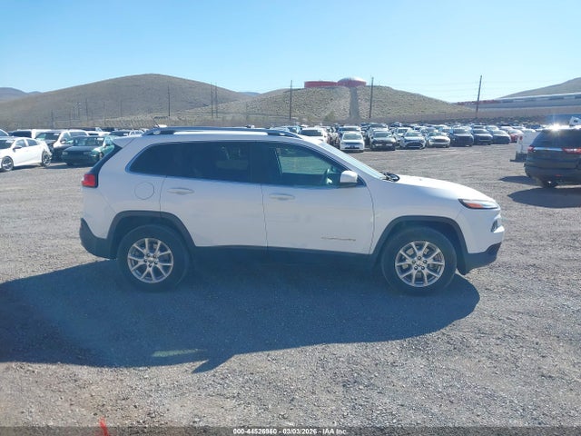 Jeep Cherokee Latitude 4x4 2018 1C4PJMCB4JD559299 Image 13