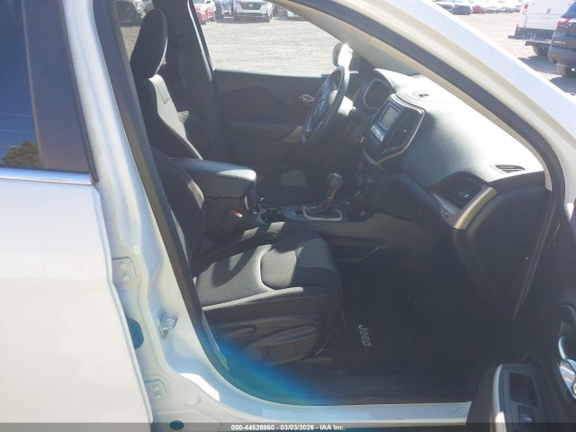 Jeep Cherokee Latitude 4x4 2018 1C4PJMCB4JD559299 Image 5