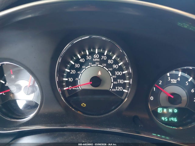 44526982 :رقم المزاد ، 1C3CCBAG8EN164932 vin ، 2014 Chrysler 200 Lx مزاد بيع