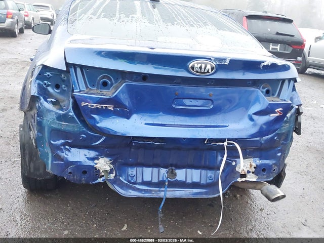 2019 Kia Forte S მანქანა იყიდება აუქციონზე, vin: 3KPF34AD4KE006680, აუქციონის ნომერი: 44527008