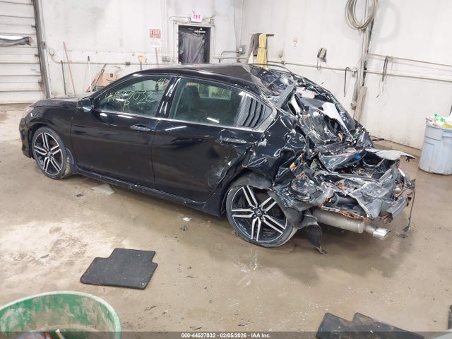 Продаж на аукціоні авто 2017 Honda Accord Touring V6, vin: 1HGCR3F90HA039625, номер лоту: 44527032