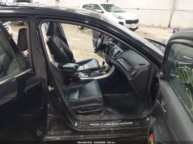 Продаж на аукціоні авто 2017 Honda Accord Touring V6, vin: 1HGCR3F90HA039625, номер лоту: 44527032