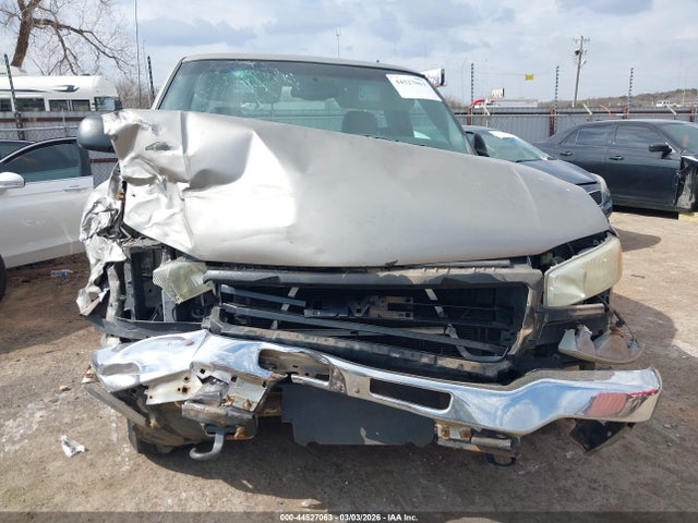 44527063 :رقم المزاد ، 1GTEC14X63Z168834 vin ، 2003 Gmc Sierra 1500 مزاد بيع