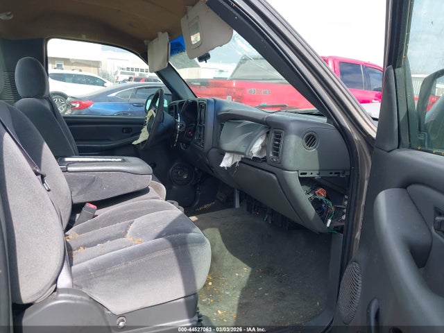 44527063 :رقم المزاد ، 1GTEC14X63Z168834 vin ، 2003 Gmc Sierra 1500 مزاد بيع