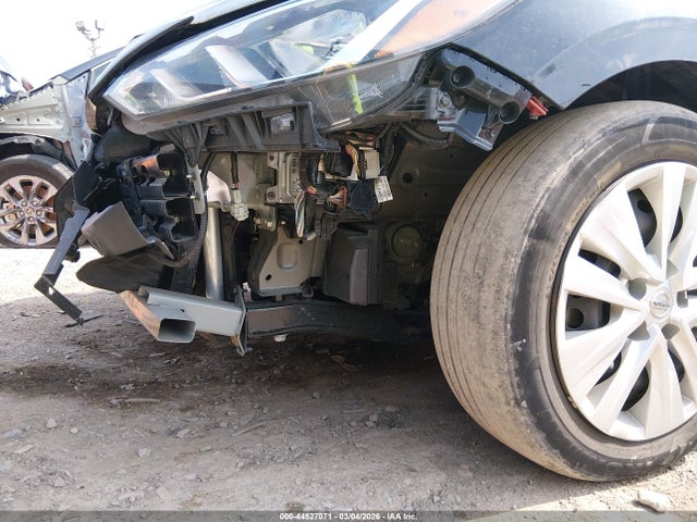 Продаж на аукціоні авто 2022 Nissan Sentra S Xtronic Cvt, vin: 3N1AB8BV5NY279838, номер лоту: 44527071