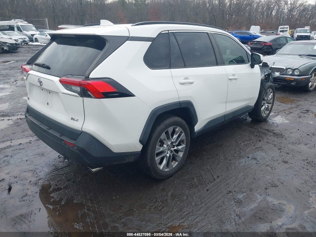 2020 TOYOTA RAV4 JTMC1RFV0LD057510 Photo 3