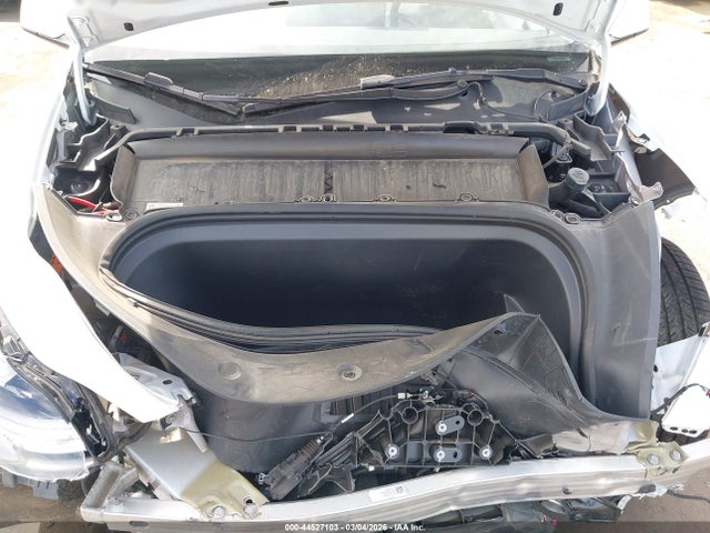 Продажа на аукционе авто 2023 Tesla Model Y Performance Dual Motor All-wheel Drive, vin: 7SAYGDEF3PF779041, номер лота: 44527103