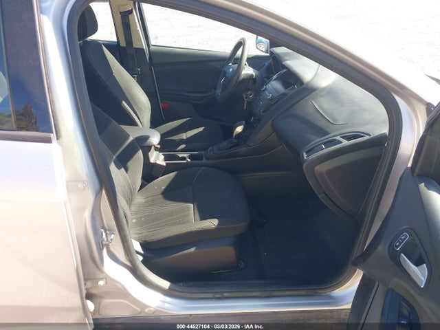 Ford FOCUS SE 2018 1FADP3F21JL327262 Image 5