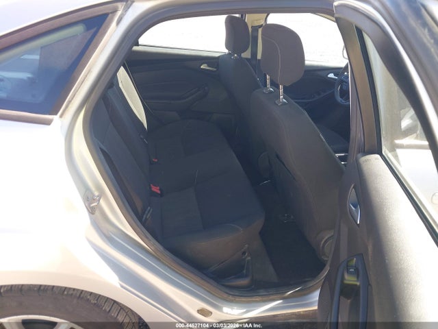 Ford FOCUS SE 2018 1FADP3F21JL327262 Image 8