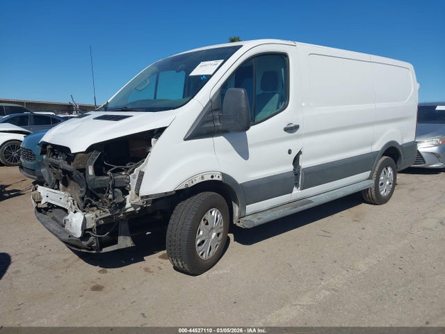 Ford Transit-250 2015 1FTNR1ZM7FKA65738 Image 2