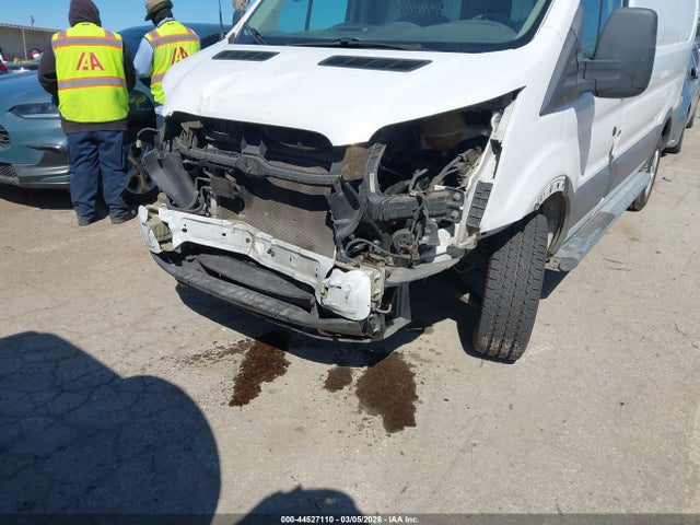 Ford Transit-250 2015 1FTNR1ZM7FKA65738 Image 6