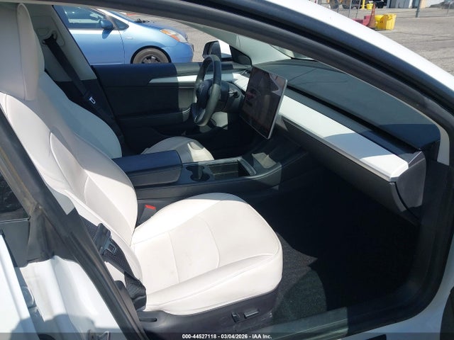 2021 TESLA MODEL 3 5YJ3E1EA6MF989726 Photo 4