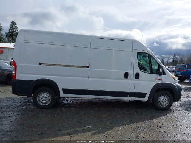 44527128 :رقم المزاد ، 3C6ERVDG2ME508314 vin ، 2021 Ram Promaster 2500 High Roof 159 Wb مزاد بيع
