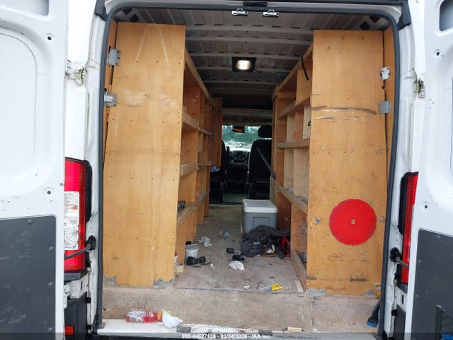 44527128 :رقم المزاد ، 3C6ERVDG2ME508314 vin ، 2021 Ram Promaster 2500 High Roof 159 Wb مزاد بيع