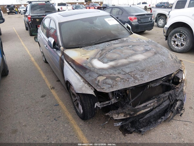 44527144 :رقم المزاد ، WBA8D9C31HA005745 vin ، 2017 Bmw 330i Xdrive مزاد بيع