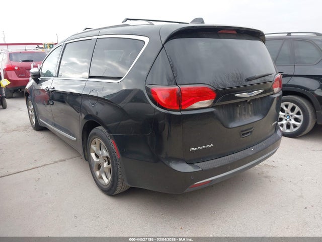 2C4RC1GGXJR272408 Chrysler Pacifica Limited