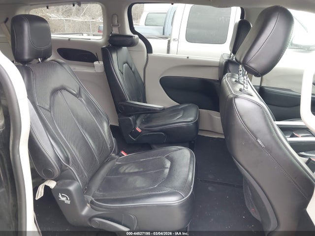 2C4RC1GGXJR272408 Chrysler Pacifica Limited