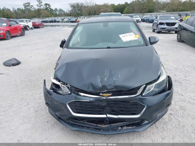 Chevrolet Cruze Lt Auto 2018 1G1BE5SM0J7149176 Image 12