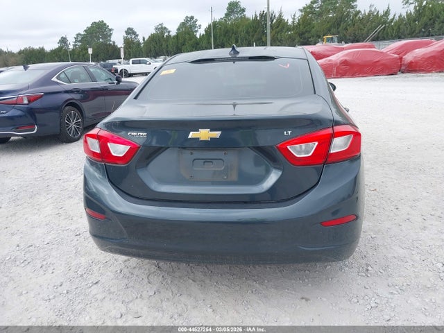 Chevrolet Cruze Lt Auto 2018 1G1BE5SM0J7149176 Image 16