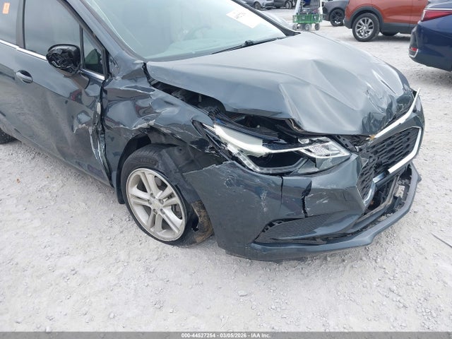 1G1BE5SM0J7149176 Chevrolet Cruze Lt Auto