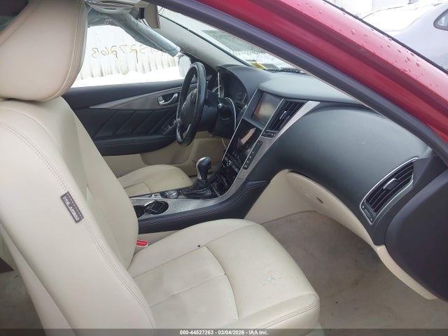 Продажа на аукционе авто 2015 Infiniti Q50 Premium, vin: JN1BV7AR3FM400039, номер лота: 44527263