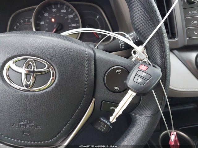 2015 TOYOTA RAV4 JTMZFREV2FJ032157 Photo 10
