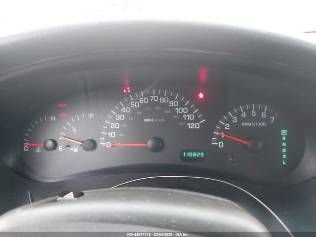 44527316 :رقم المزاد ، 2C3HD46J9XH500389 vin ، 1999 Chrysler Concorde Lx مزاد بيع