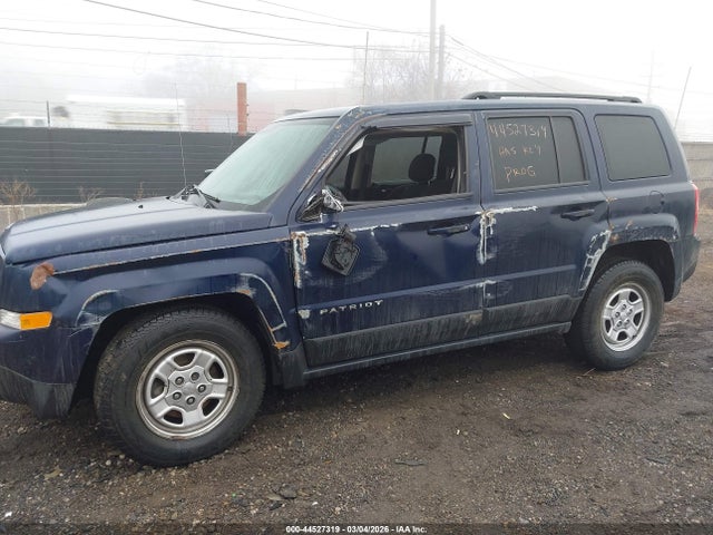 2015 Jeep Patriot Sport მანქანა იყიდება აუქციონზე, vin: 1C4NJPBA3FD156147, აუქციონის ნომერი: 44527319