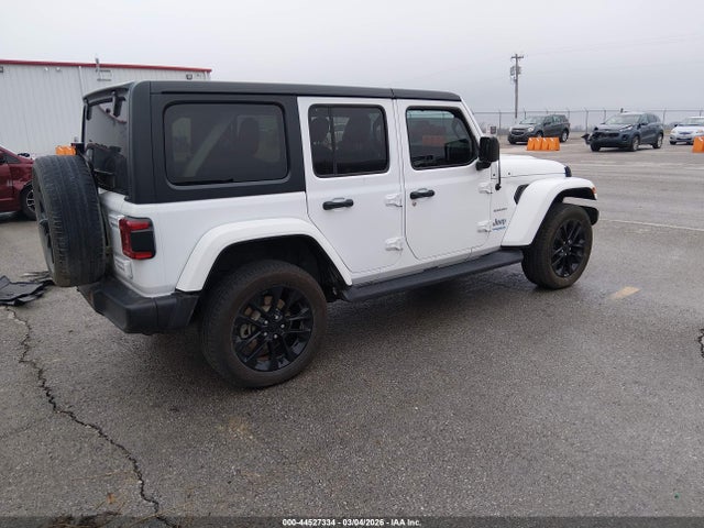 44527334 :رقم المزاد ، 1C4JJXP60MW698505 vin ، 2021 Jeep Wrangler 4xe Unlimited Sahara 4x4 مزاد بيع