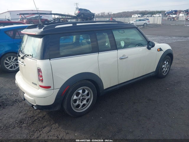 2012 MINI COOPER CLUBMAN WMWZF3C50CT268223 Photo 3