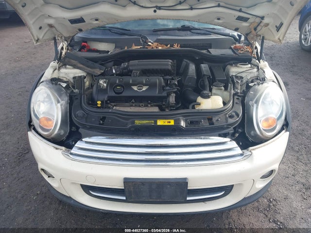 2012 MINI COOPER CLUBMAN WMWZF3C50CT268223 Photo 5