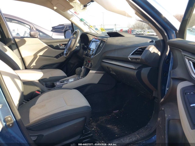 Продажа на аукционе авто 2019 Subaru Forester Premium, vin: JF2SKAEC4KH468055, номер лота: 44527377