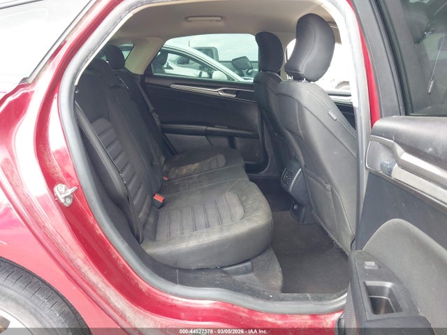 44527378 :رقم المزاد ، 3FA6P0LU7KR242037 vin ، 2019 Ford Fusion Hybrid Se مزاد بيع