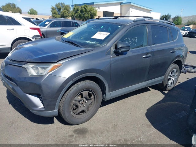 Toyota RAV4 LE 2017 JTMZFREV5HJ716073 Image 2