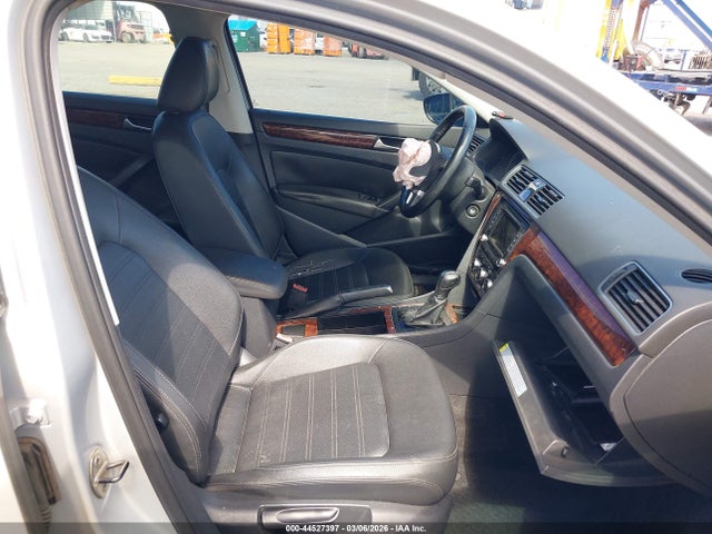 Продажа на аукционе авто 2012 Volkswagen Passat 2.5l Sel, vin: 1VWCP7A37CC037508, номер лота: 44527397