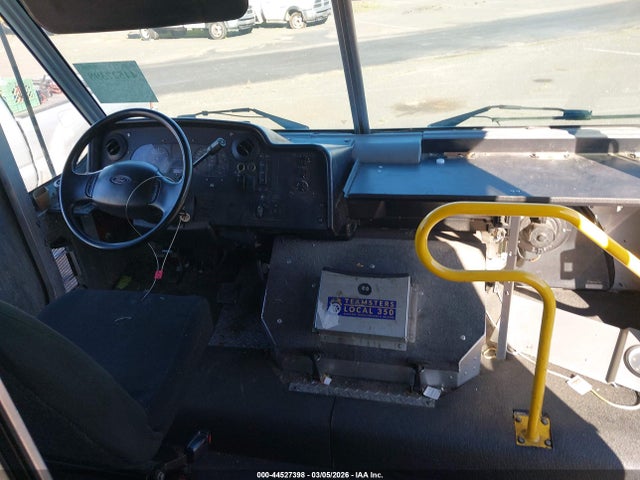 1F65F5KY7E0A09115 Ford F-59 Commercial Stripped