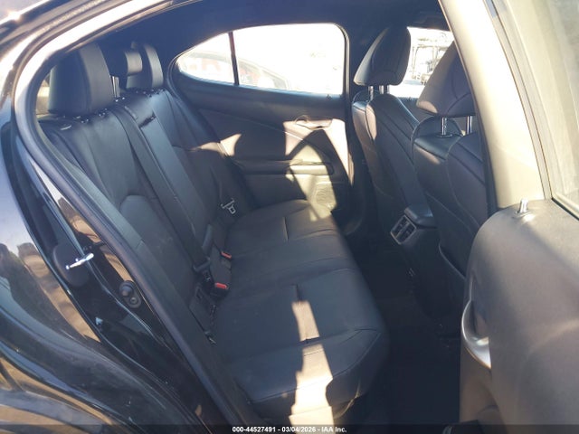 JTHE9JBH6M2049992 Lexus Ux 250h F Sport